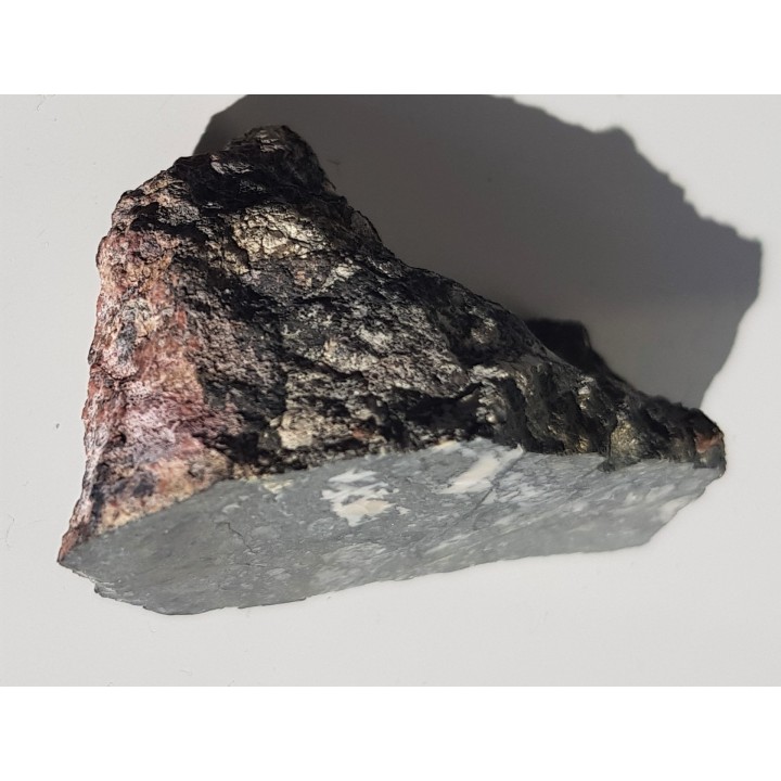 Saffloryt, rammelsbergit oraz skutterudyt ze Starego Julianowa k. Wałbrzycha