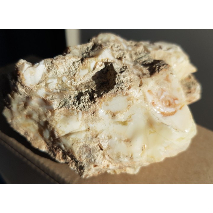 Duży opal porcelanowy ze Szklar