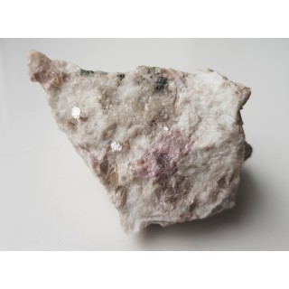 Lepidolit (mika litowa) z Piławy Górnej