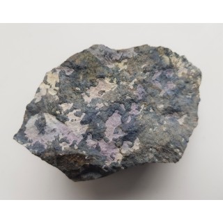 Aerinit (rzadki krzemian magnezu, wapnia etc.) z Wir k. Sobótki