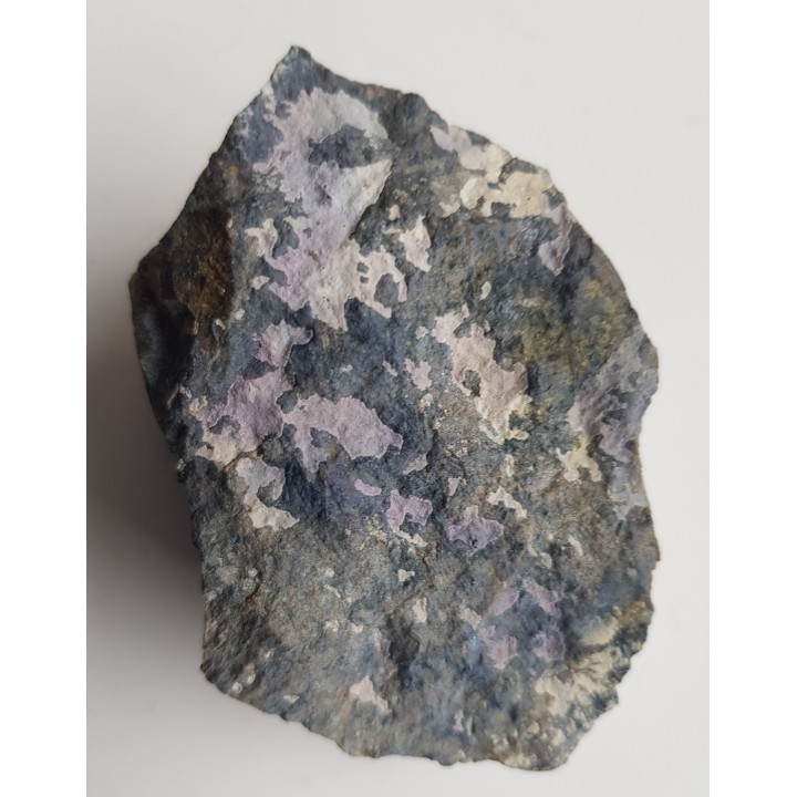 Aerinit (rzadki krzemian magnezu, wapnia etc.) z Wir k. Sobótki