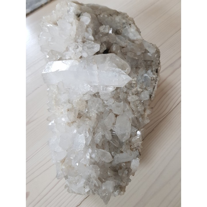 Muzealna szczotka kryształów górskich z Jegłowej