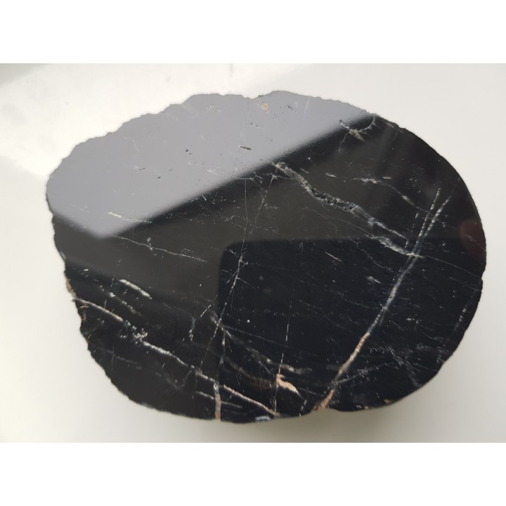 Polerowany lidyt z kulmu niecki śródsudeckiej okolic Wałbrzycha