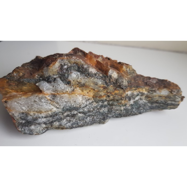 Gahnit - zielony spinel cynkowy z Gierczyna