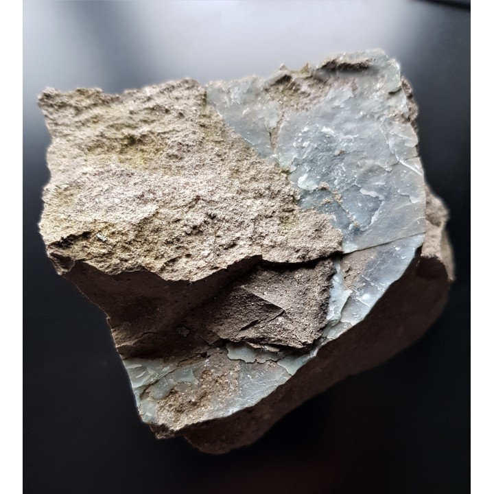 Niebieski foleryt (dickit) jako żyła w jasnym piaskowcu z Nowej Rudy