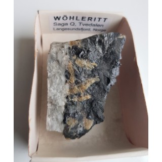 Wohlerite - rzadki krzemian Nb, Zr, Ca, Na z Norwegii