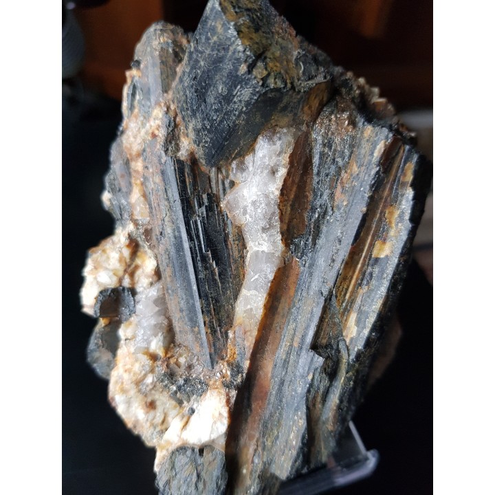 Piękny zrost kryształów szerlu z Gór Sowich