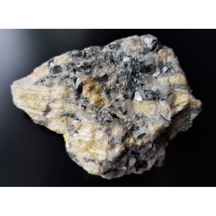 Topaz w grejzenie z Altenbergu (Góry Kruszcowe, Niemcy)