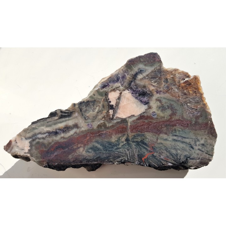 Antozonit, fluoryt zielony oraz hematyt w skarnie z Kowar