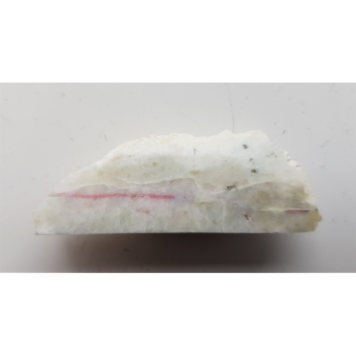 Thulit w pegmatycie hybrydowym z Wir k. Sobótki