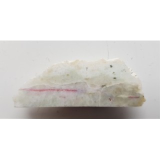 Thulit w pegmatycie hybrydowym z Wir k. Sobótki