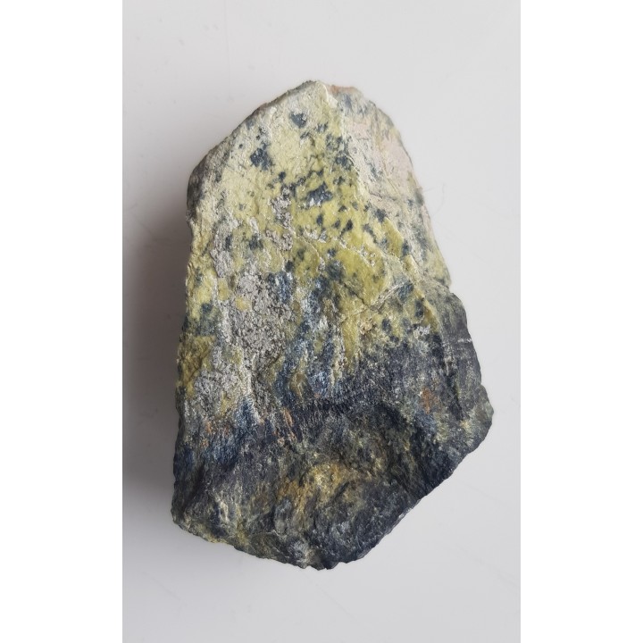 Wyrazisty, żółty serpentyn z Wir