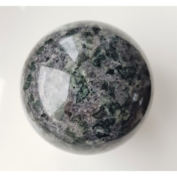 Wyjątkowa kula z anortozytu, leukogabra (eratyk, lubuskie)