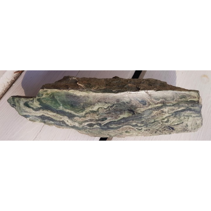 Nefryt złotostocki w skarnie magnezowym