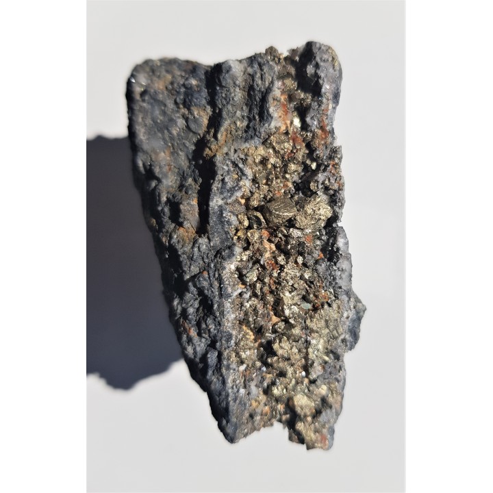 Żyła rudna z licznymi kryształami pirytu z Radzimowic