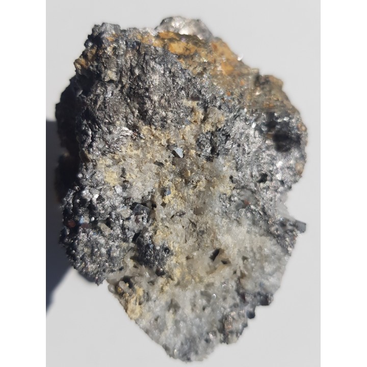 Żyła rudna z licznymi kryształami arsenopirytu z Radzimowic