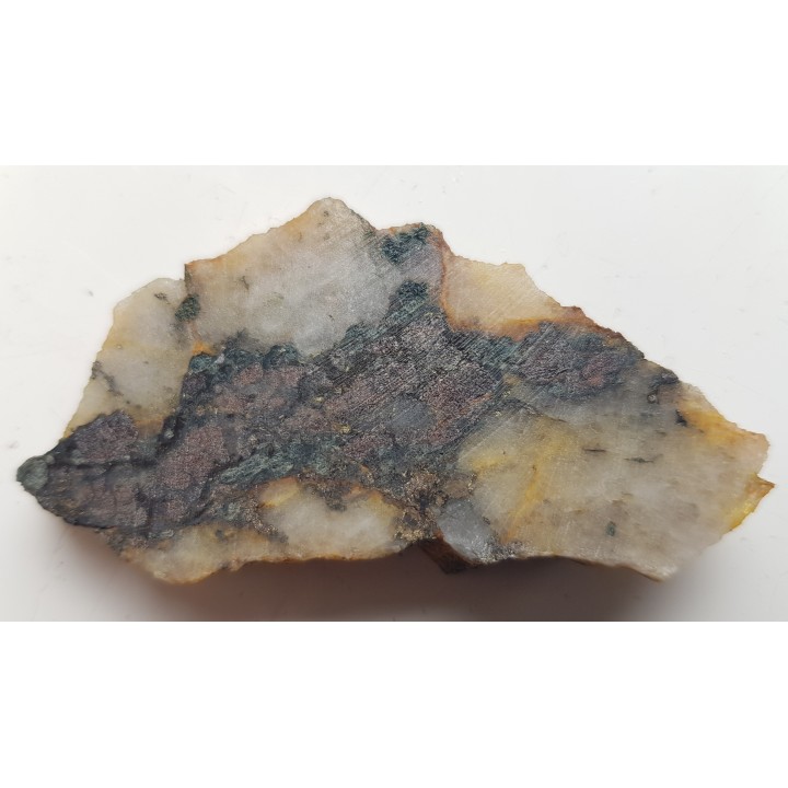 Gahnit (spinel cynkowy) z Gierczyna