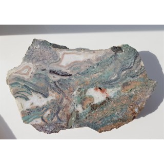 Wyjątkowy jaspisoid z agatami z Lubiechowej