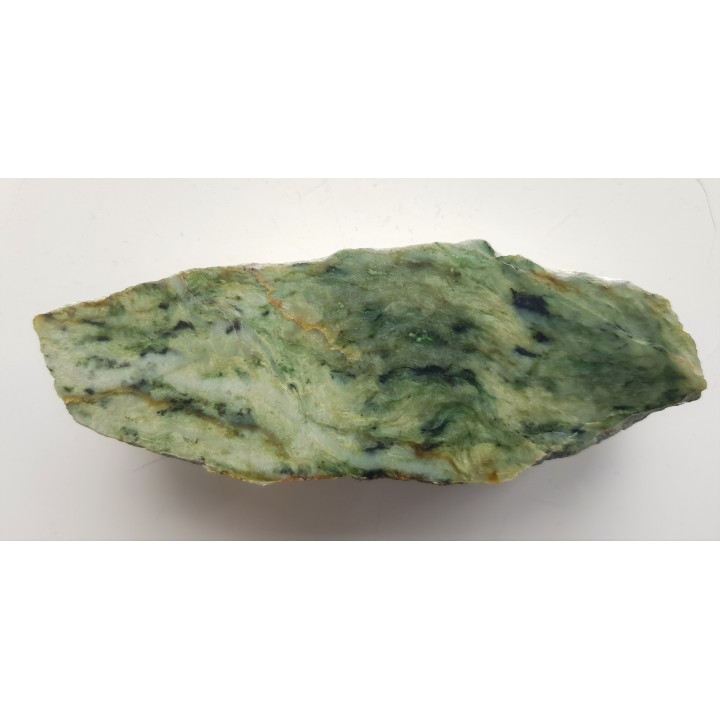 Okaz polerowanego nefrytu z Jordanowa Śląskiego