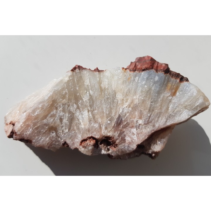 Wachlarzowe, igiełkowate skupienia kwarcu z Sokołowca