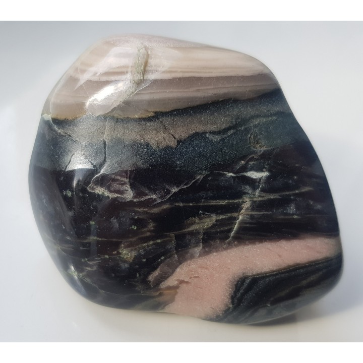 Skała z rodonitem z Rumunii