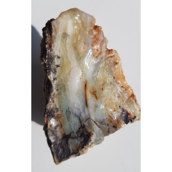 Barwny opal ze Szklar