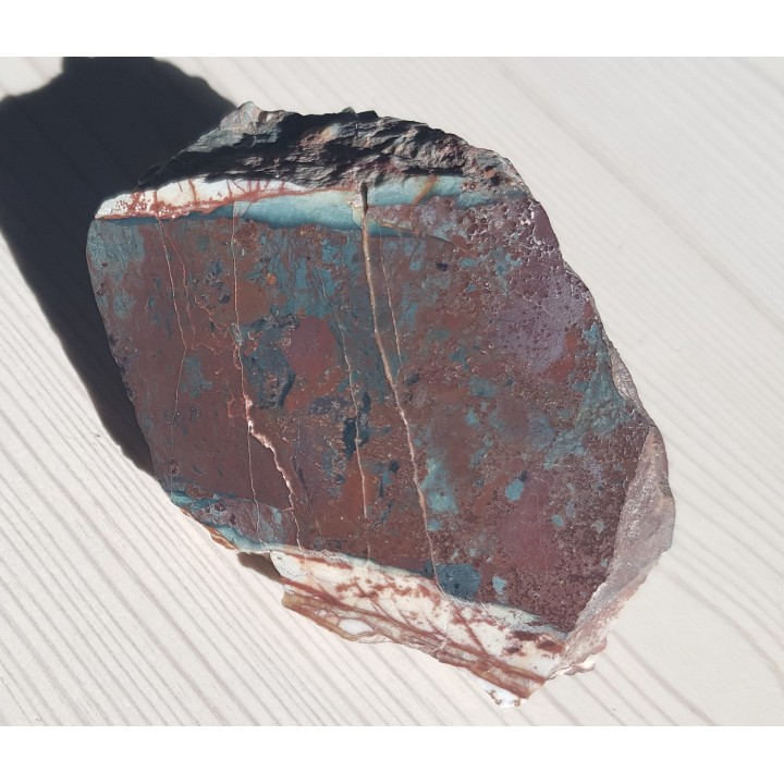 Masywna, miąższa żyła zielonego folerytu z Nowej Rudy