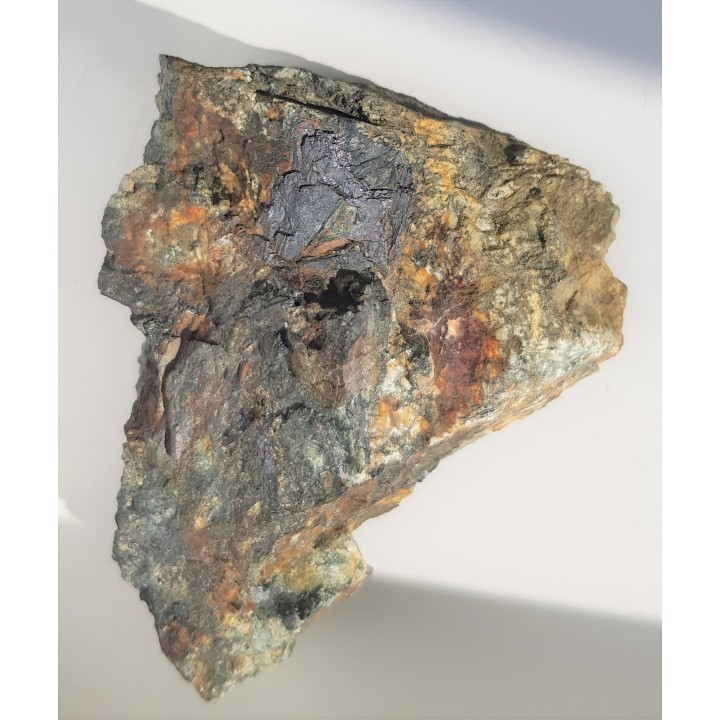 Tabliczkowaty ilmenit w gabrze z Nowej Rudy - Słupca