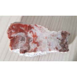 Żyłki chalcedonowo-kwarcowo-węglanowe w ryolicie z Ogorzelca