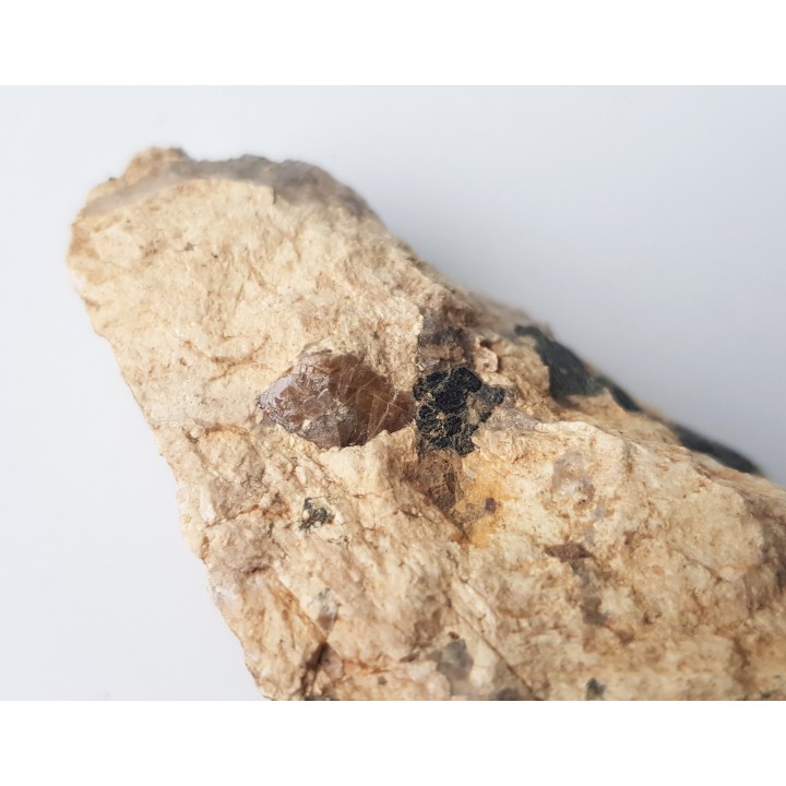 Wyjątkowy okaz tytanitu z Gór Sowich