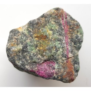 Rubin w zoisycie z Tanzanii