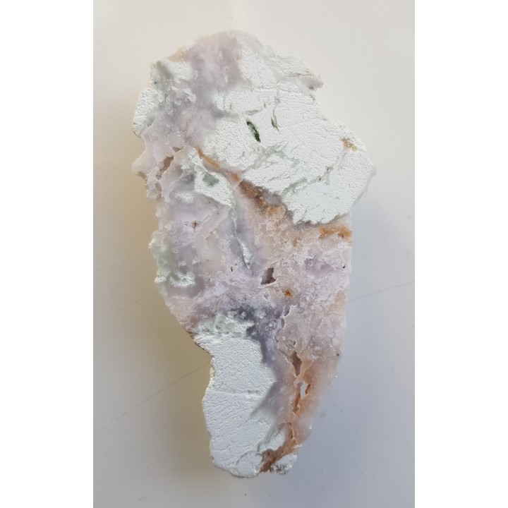 Fioletowy chalcedon z kopalni magnezytu w Wirach k. Sobótki