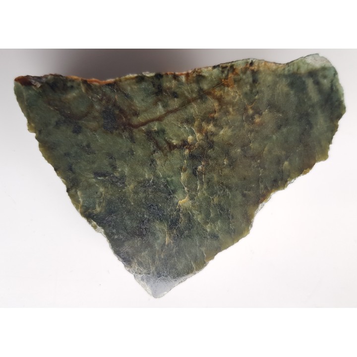 Okaz polerowanego nefrytu z Jordanowa Śląskiego