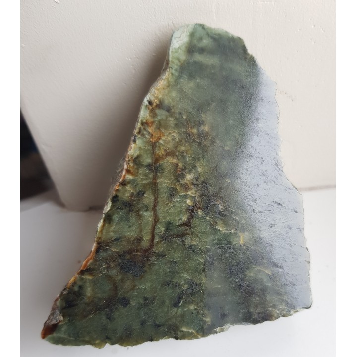 Okaz polerowanego nefrytu z Jordanowa Śląskiego