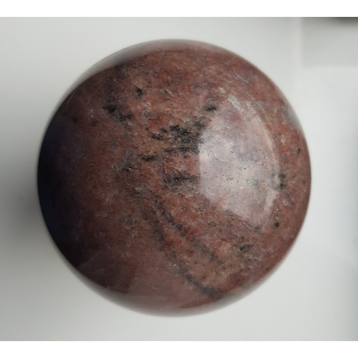 Kula z czerwonego granitoidu (eratyk, lubuskie)