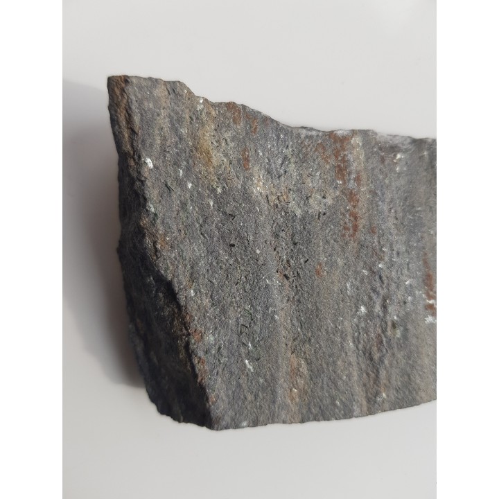 Igiełki turmalinów chromowo-wanadowych z Ząbkowic Śląskich