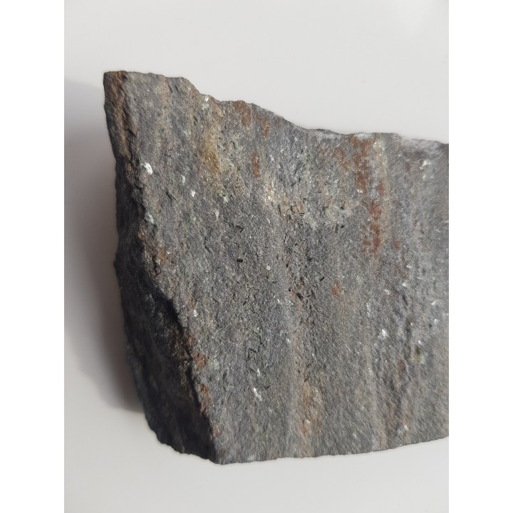 Igiełki turmalinów chromowo-wanadowych z Ząbkowic Śląskich