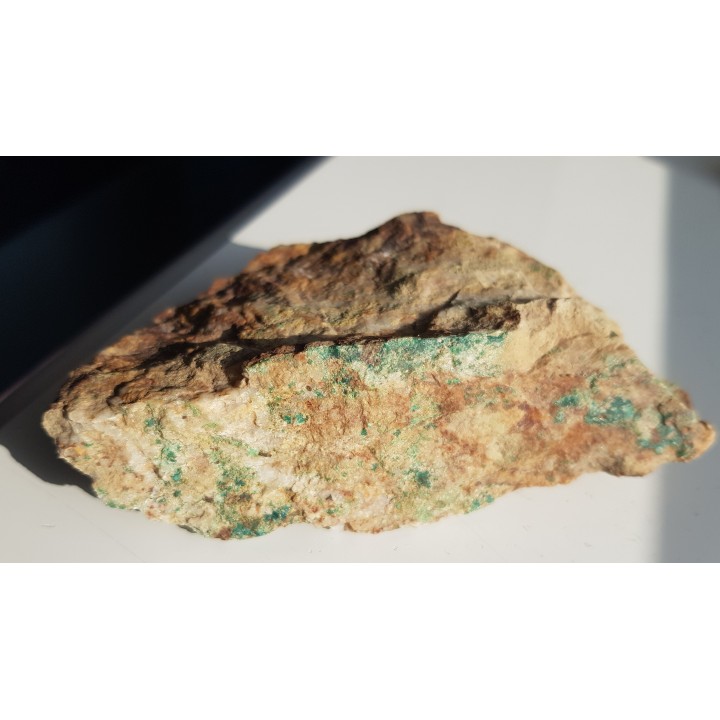 Turkus w żyle kwarcowej z granitów z Sadów k. Sobótki