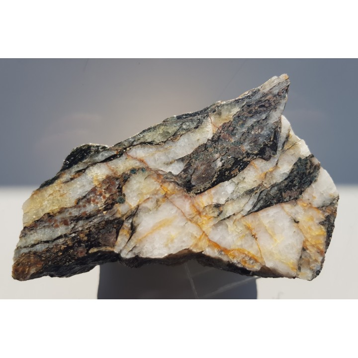 Spinel (gahnit), staurolit, granaty i min. kruszcowe z Gierczyna