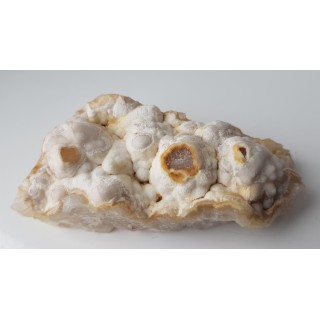 Kwarce pokryte drobnokrystalicznym SiO2 i chalcedonem ze Sławniowic