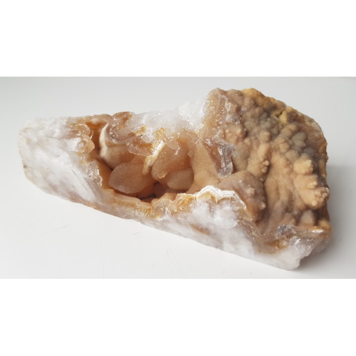 Kwarce pokryte drobnokrystalicznym SiO2 i chalcedonem ze Sławniowic