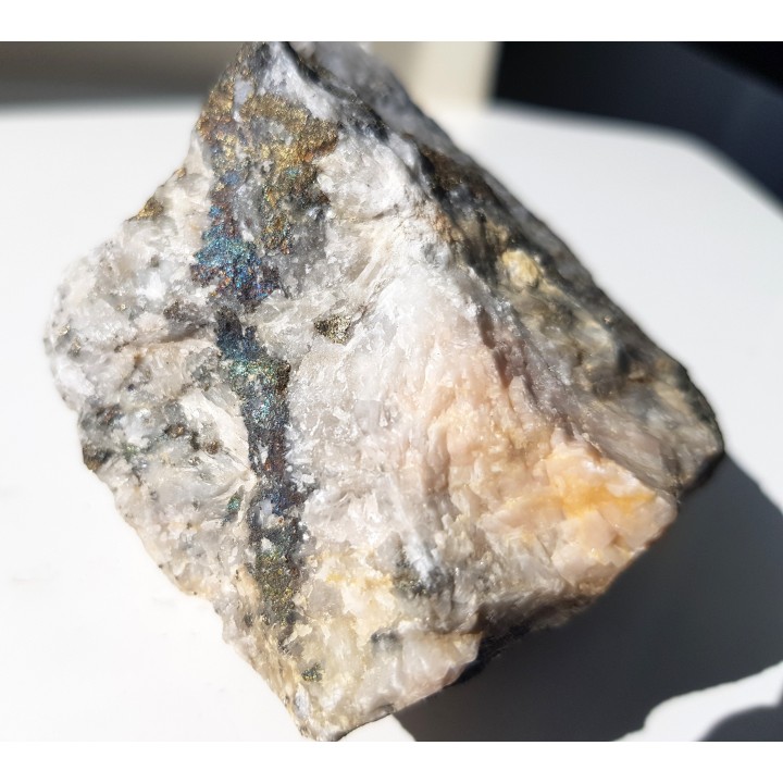 Piryt w barycie z Piskrzyna, G. Świętokrzyskie