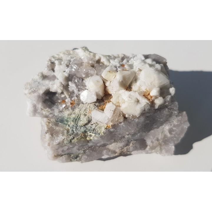 Szczotka pięknie wykształconych skaleni z Jarnołtówka