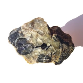 Kordieryt w pegmatycie z Zagórza Śląskiego