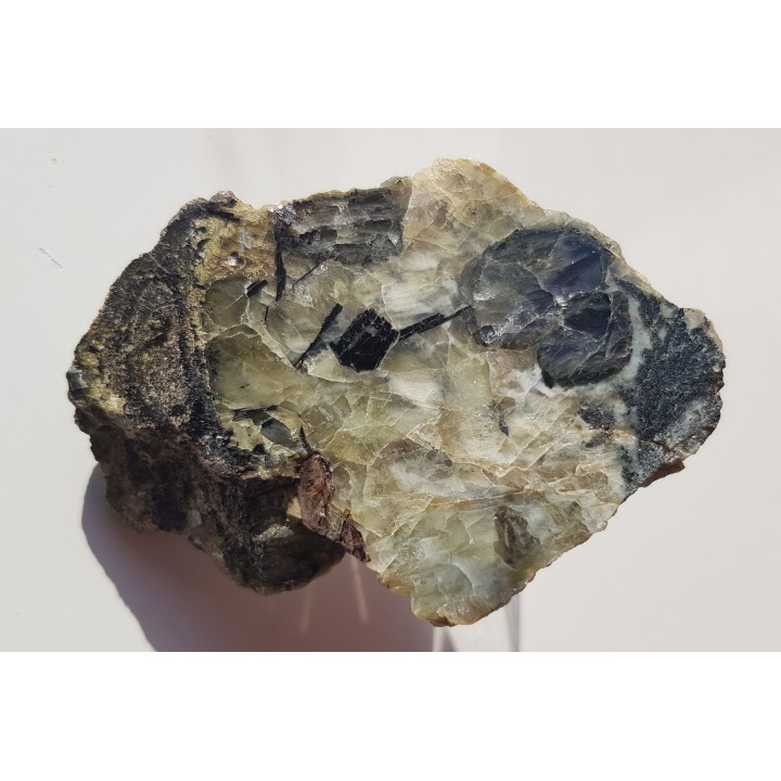 Kordieryt w pegmatycie z Zagórza Śląskiego