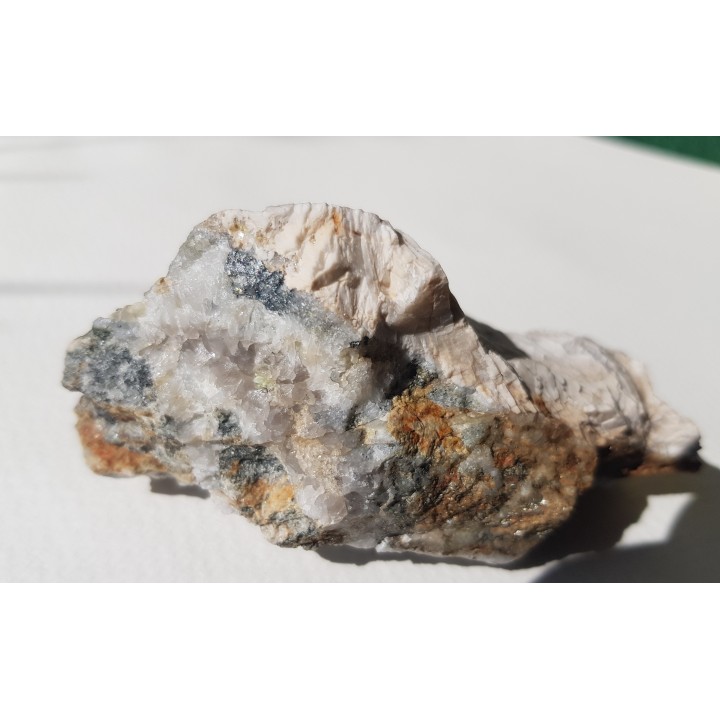 Tetraedryt w żyle kwarcowo-barytowej z okolic Jedliny Zdroju