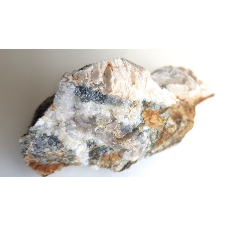 Tetraedryt w żyle kwarcowo-barytowej z okolic Jedliny Zdroju