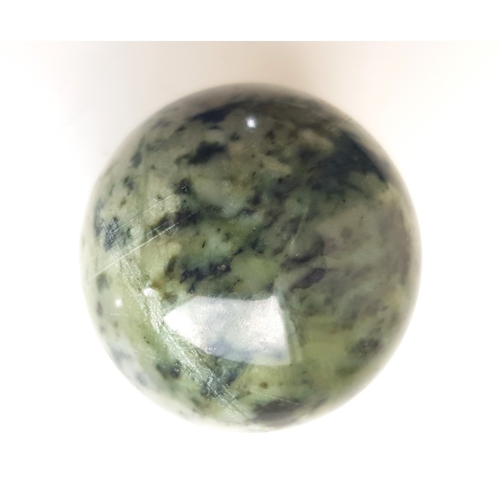 Kula z nefrytu z Jordanowa Śląskiego