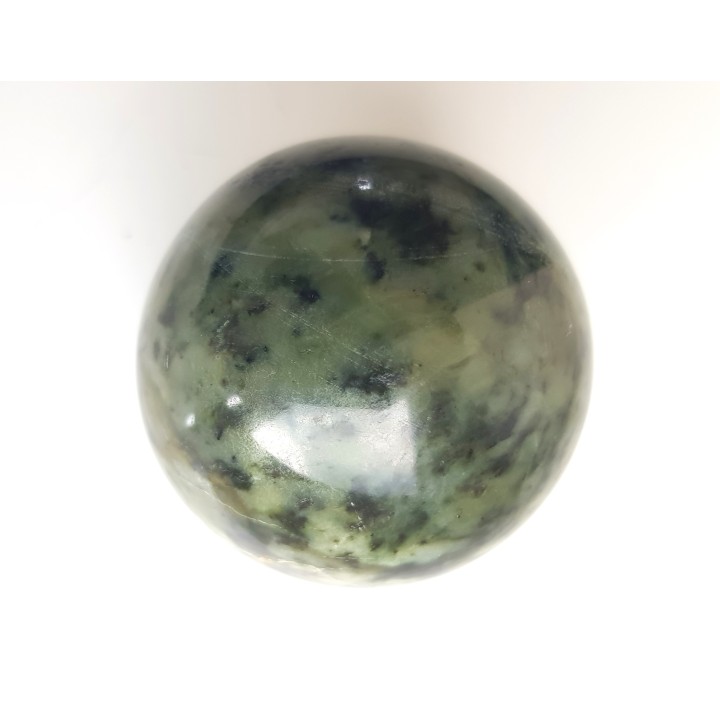 Kula z nefrytu z Jordanowa Śląskiego