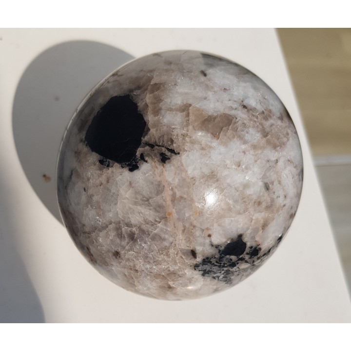 Okazała kula z pegmatytu litowego z Piławy Grn.